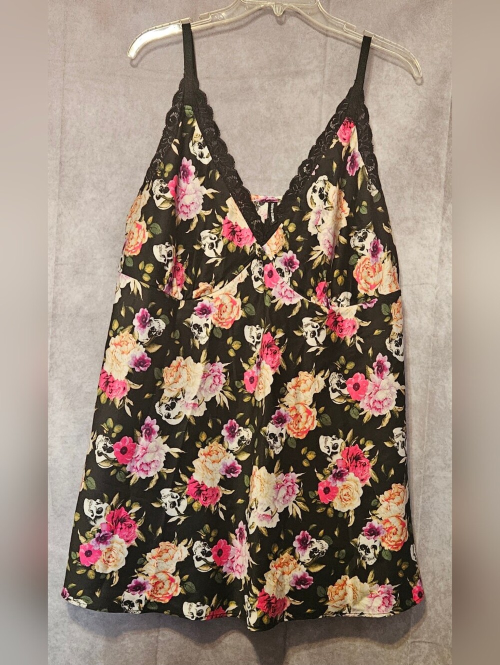 Torrid Curve Gothic Skull Floral Lace Satin Cami Top Chemise